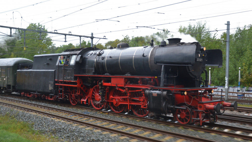 Diesel meets steam in the Netherlands